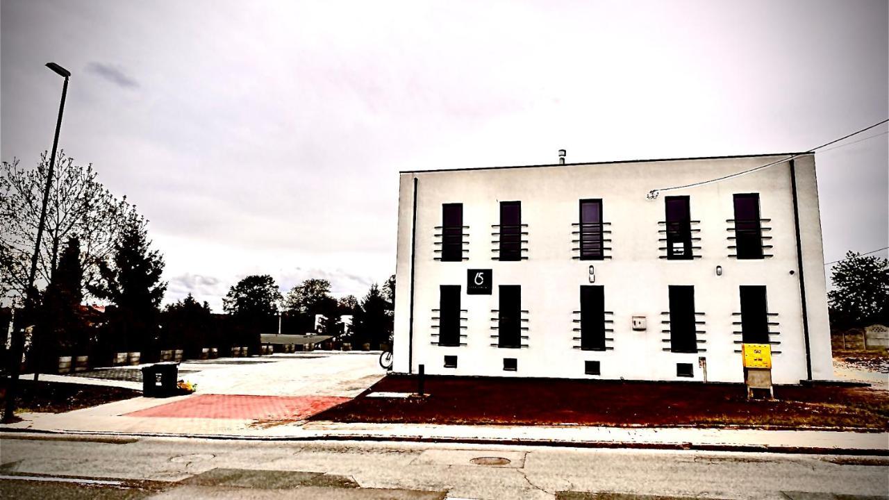 Apartament Staromiejska 65 *